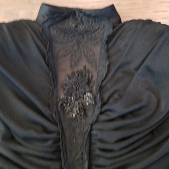 Dress - Picture 3 of 4